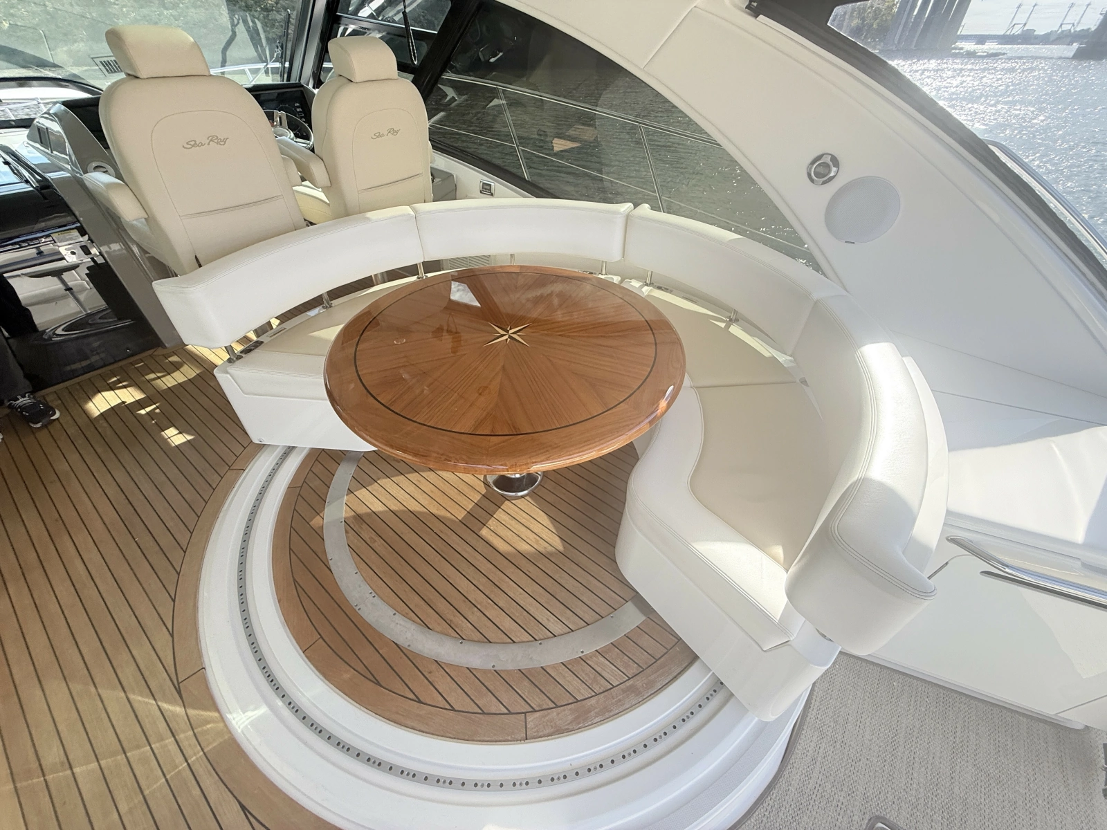 2013 Sea Ray 580 Sundancer