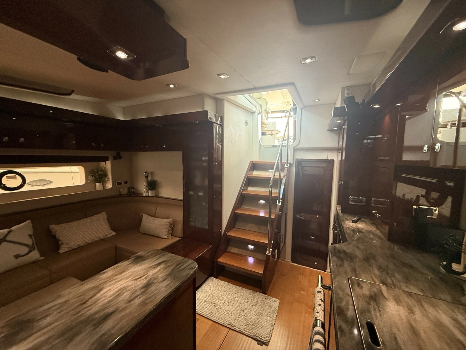 2013 Sea Ray 580 Sundancer