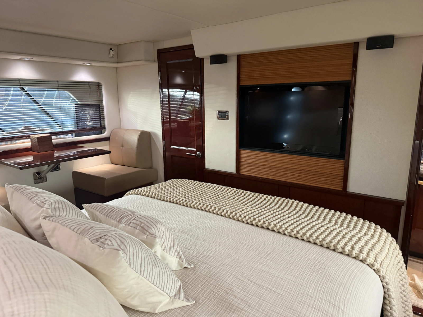2013 Sea Ray 580 Sundancer