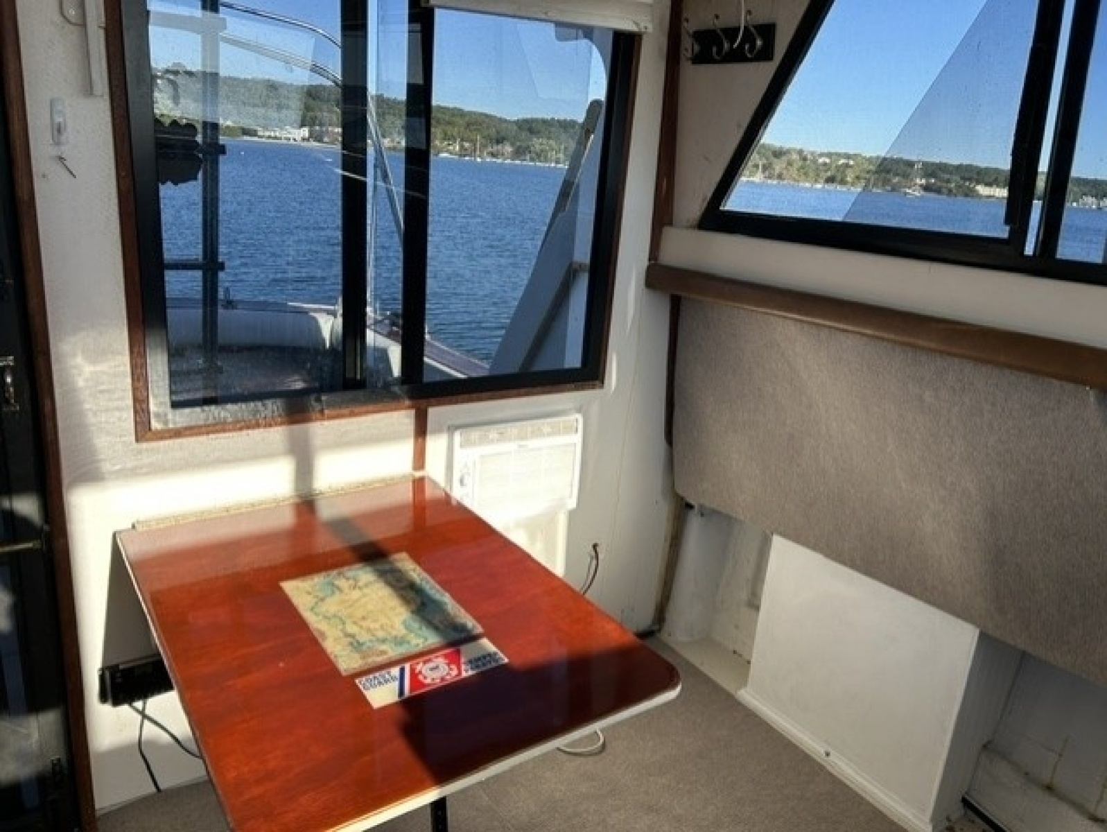 1979 Mainship 34 Trawler