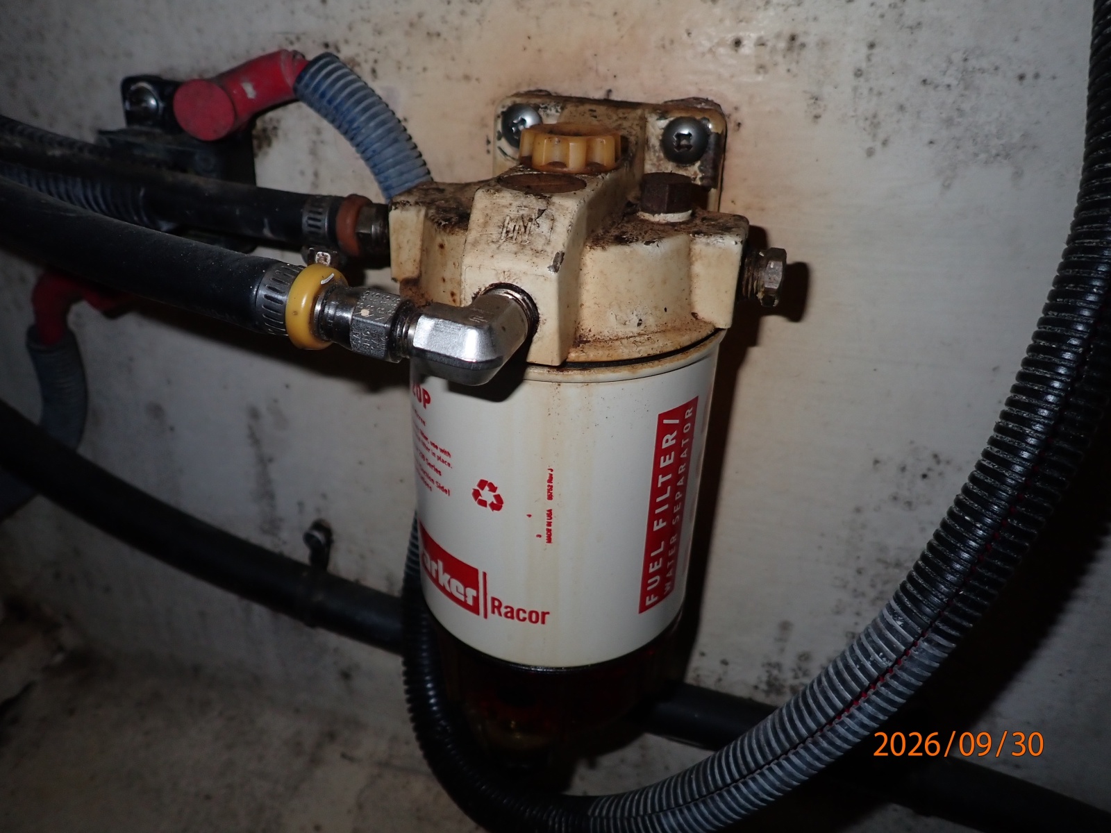 42' Sabre generator Racor fuel filter