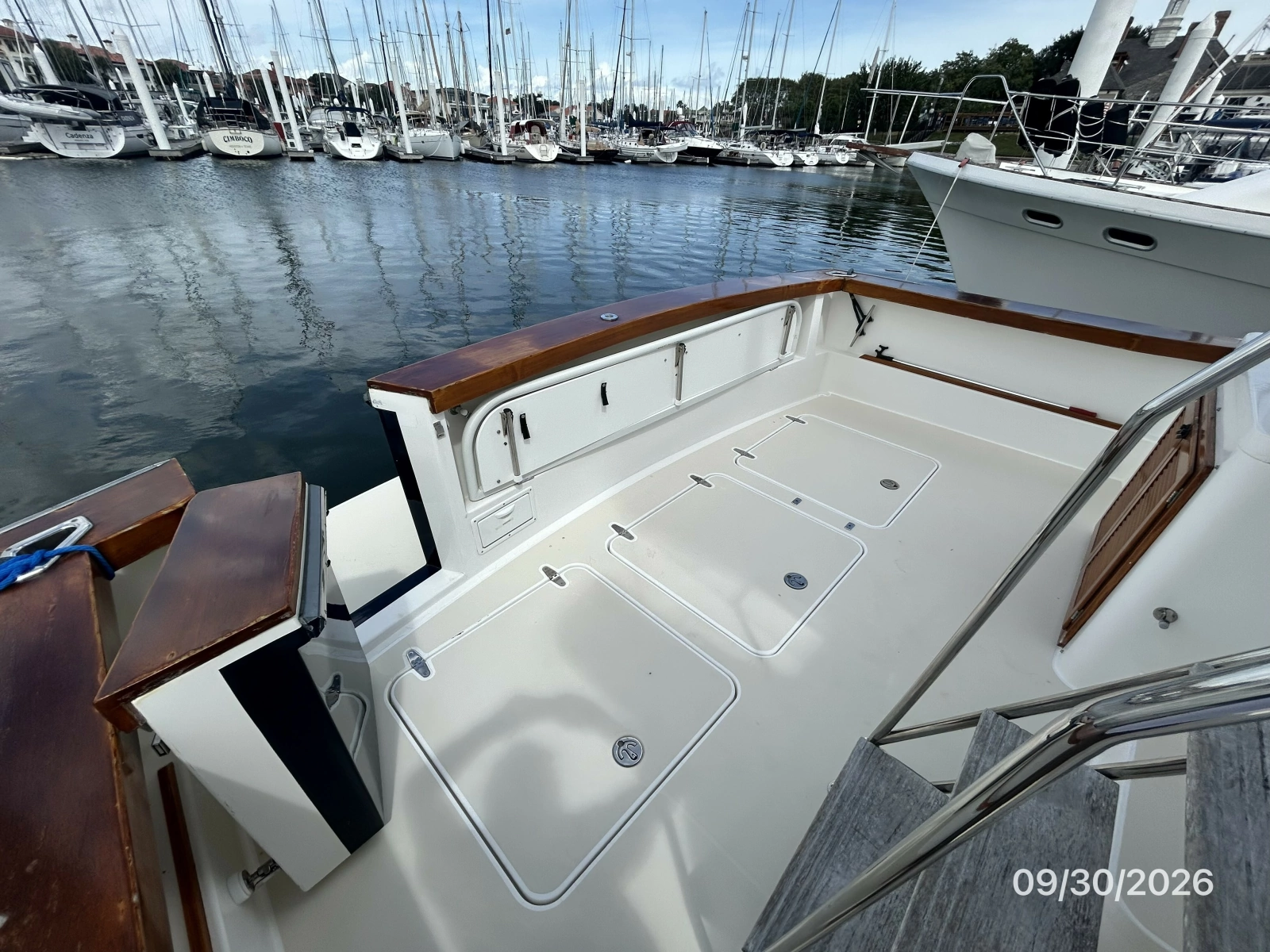 42' Sabre cockpit2