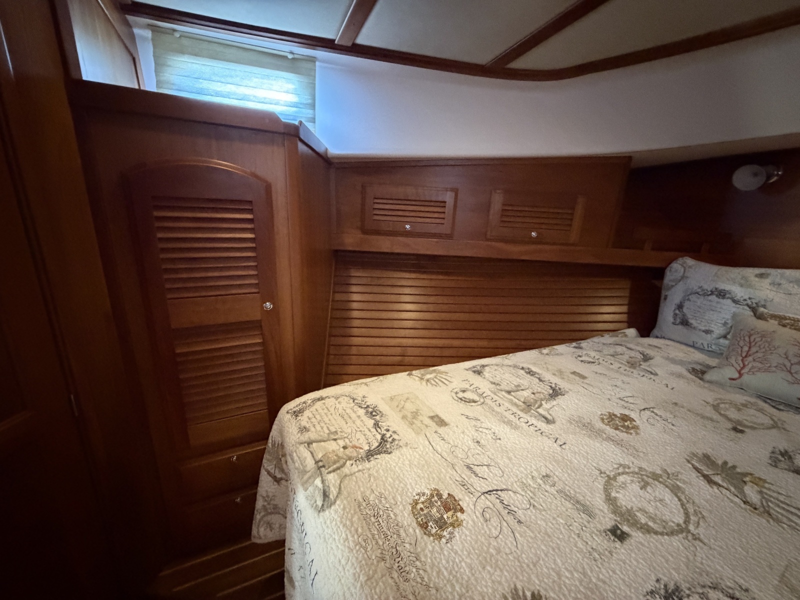 2010 Sabre 40SE — Silver Fox