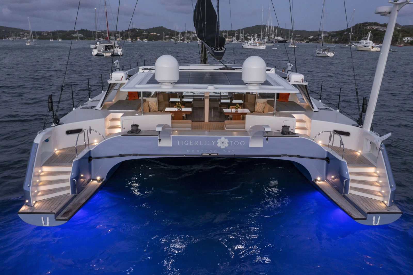 2010 Gunboat 