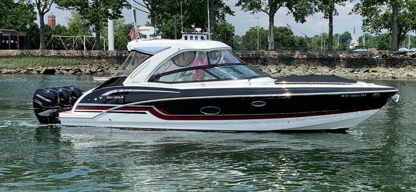 2021 Formula 350 Crossover Bowrider OB