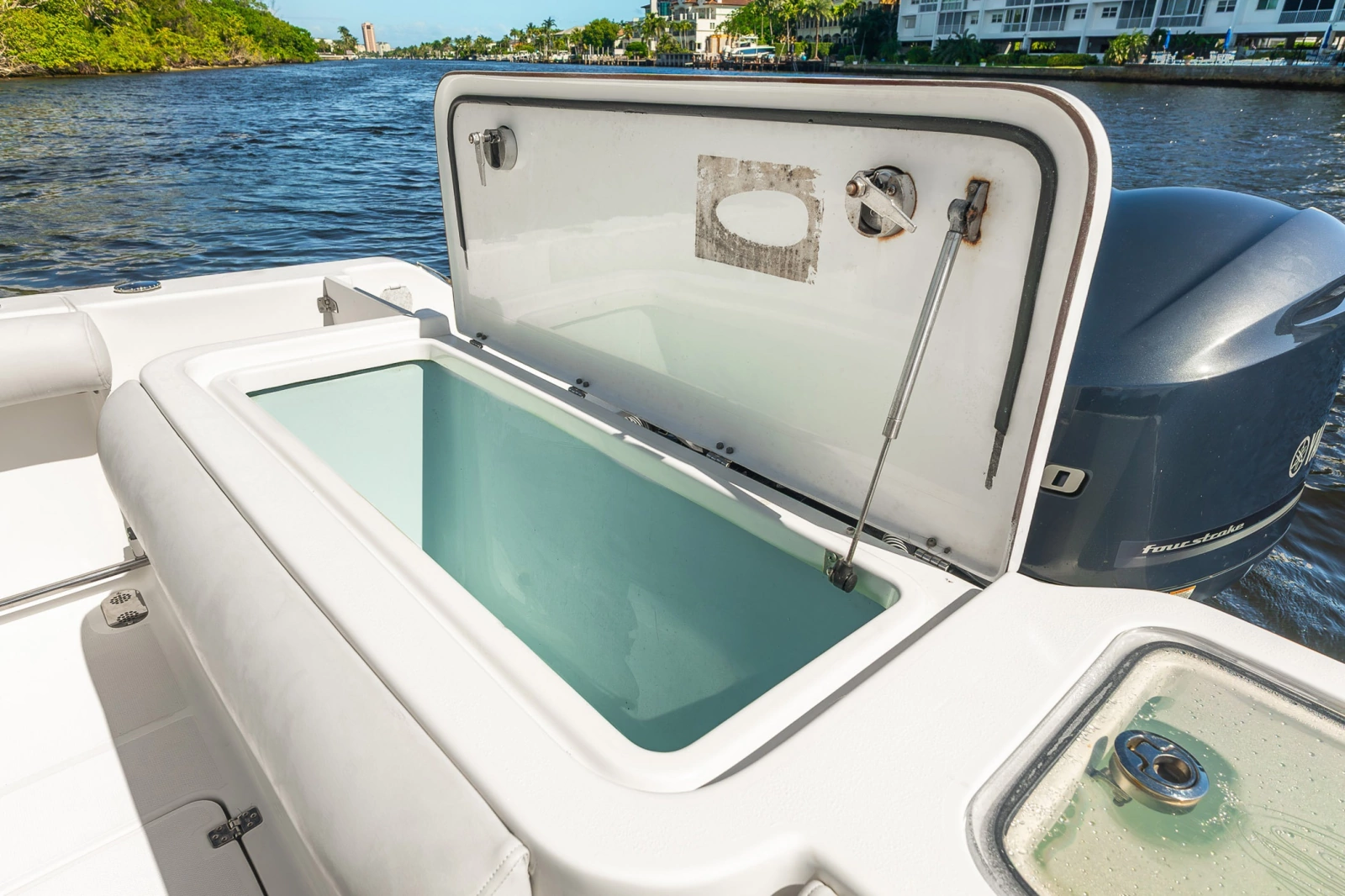 2016 Sea Hunt Gamefish 30