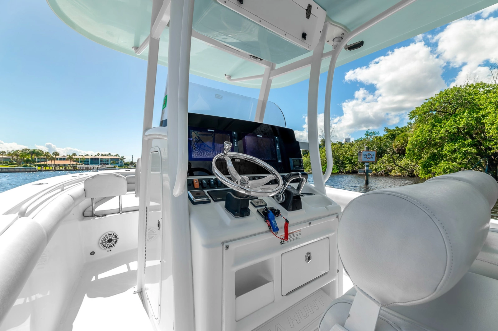 2016 Sea Hunt Gamefish 30