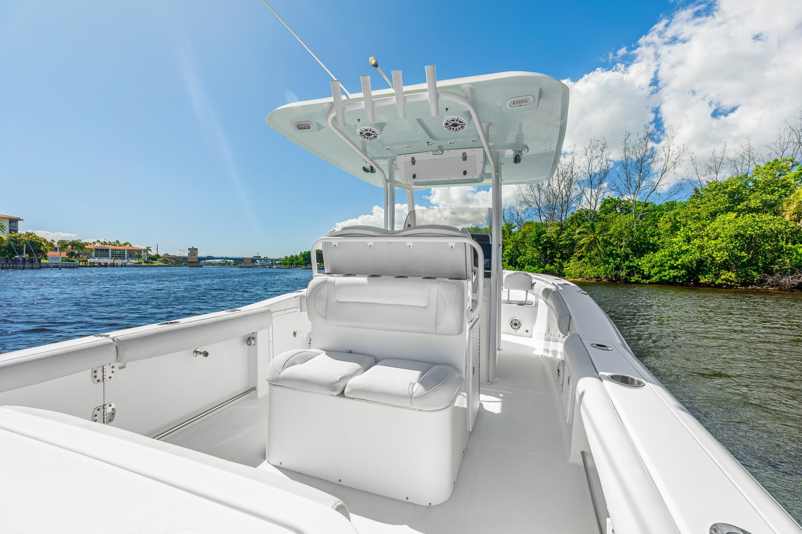 2016 Sea Hunt Gamefish 30