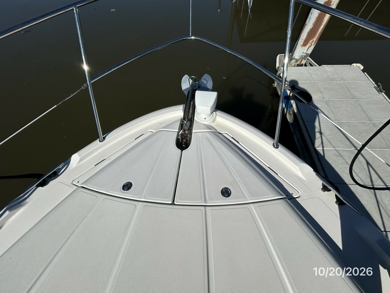 Meridian 441 anchor windlass3