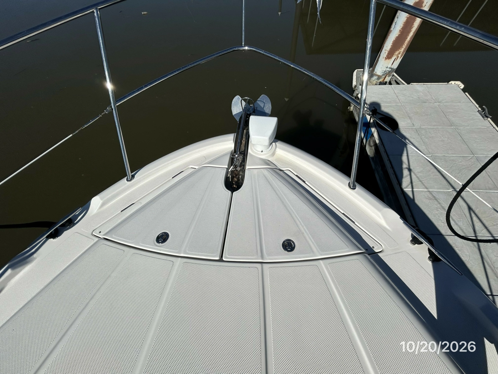 Meridian 441 anchor windlass3