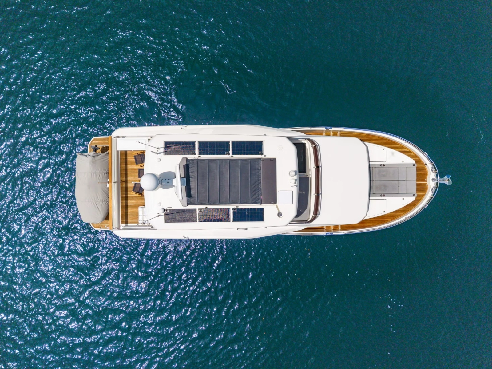 2022 Beneteau Grand Trawler 62