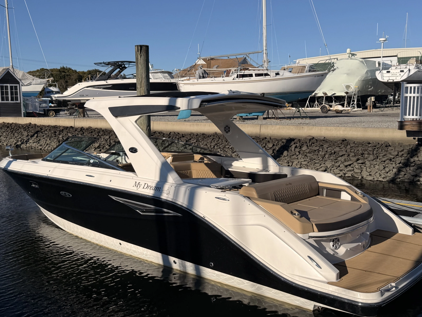 2019 Sea Ray SLX