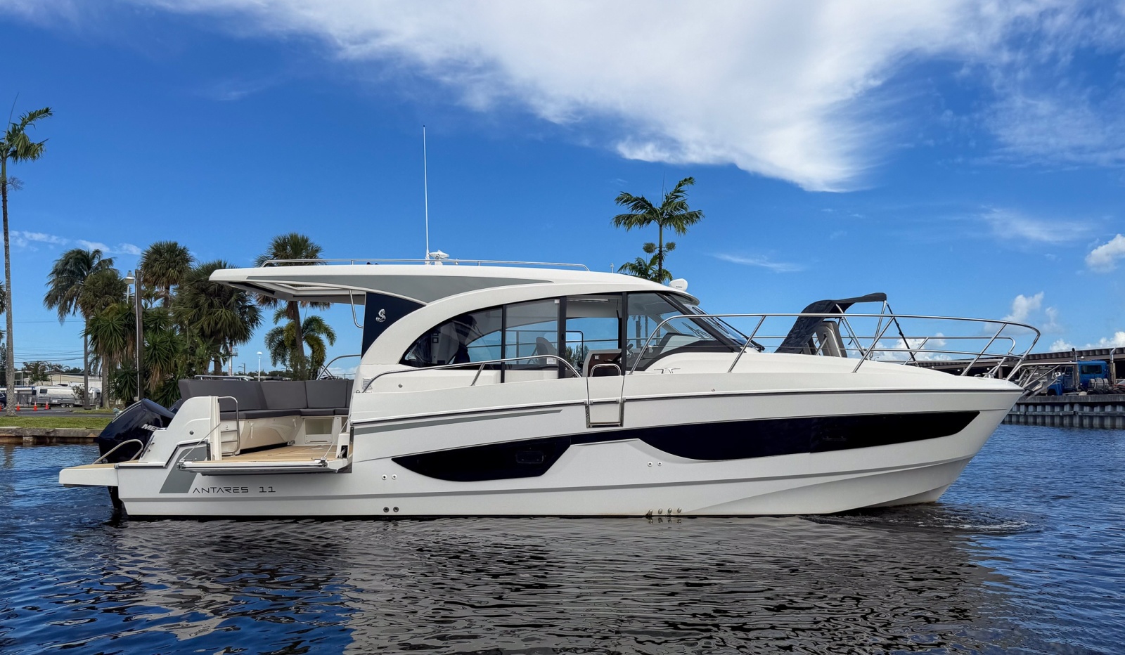 2024 Beneteau Antares 11 Coupe