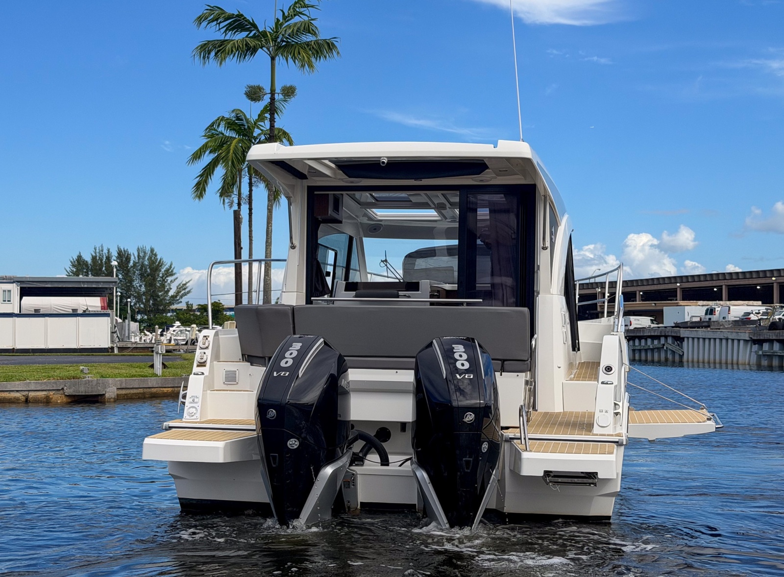 2024 Beneteau Antares 11 Coupe