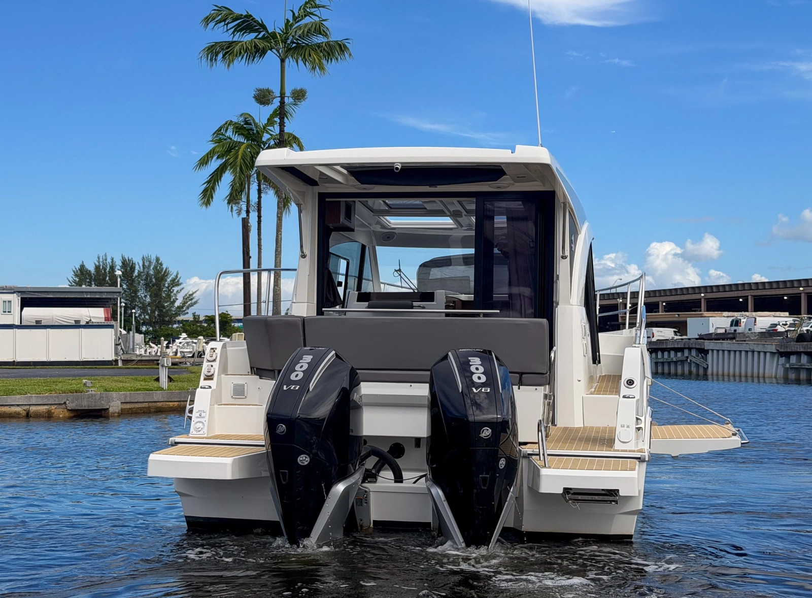2024 Beneteau Antares 11 Coupe