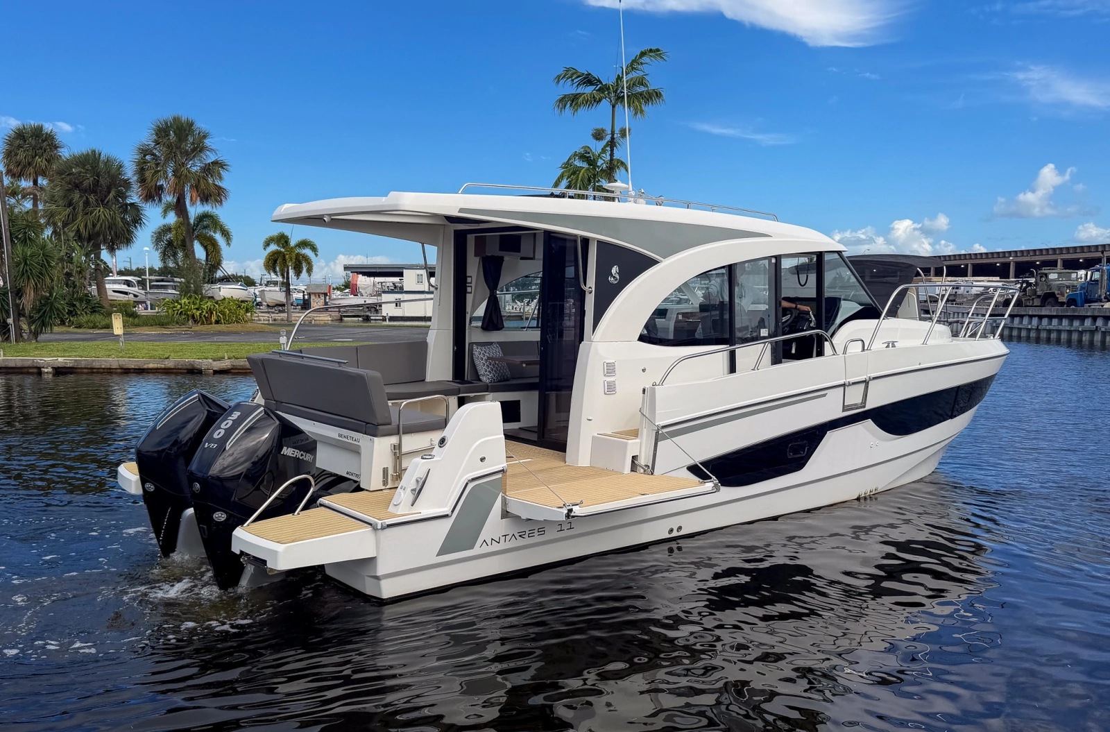 2024 Beneteau Antares 11 Coupe