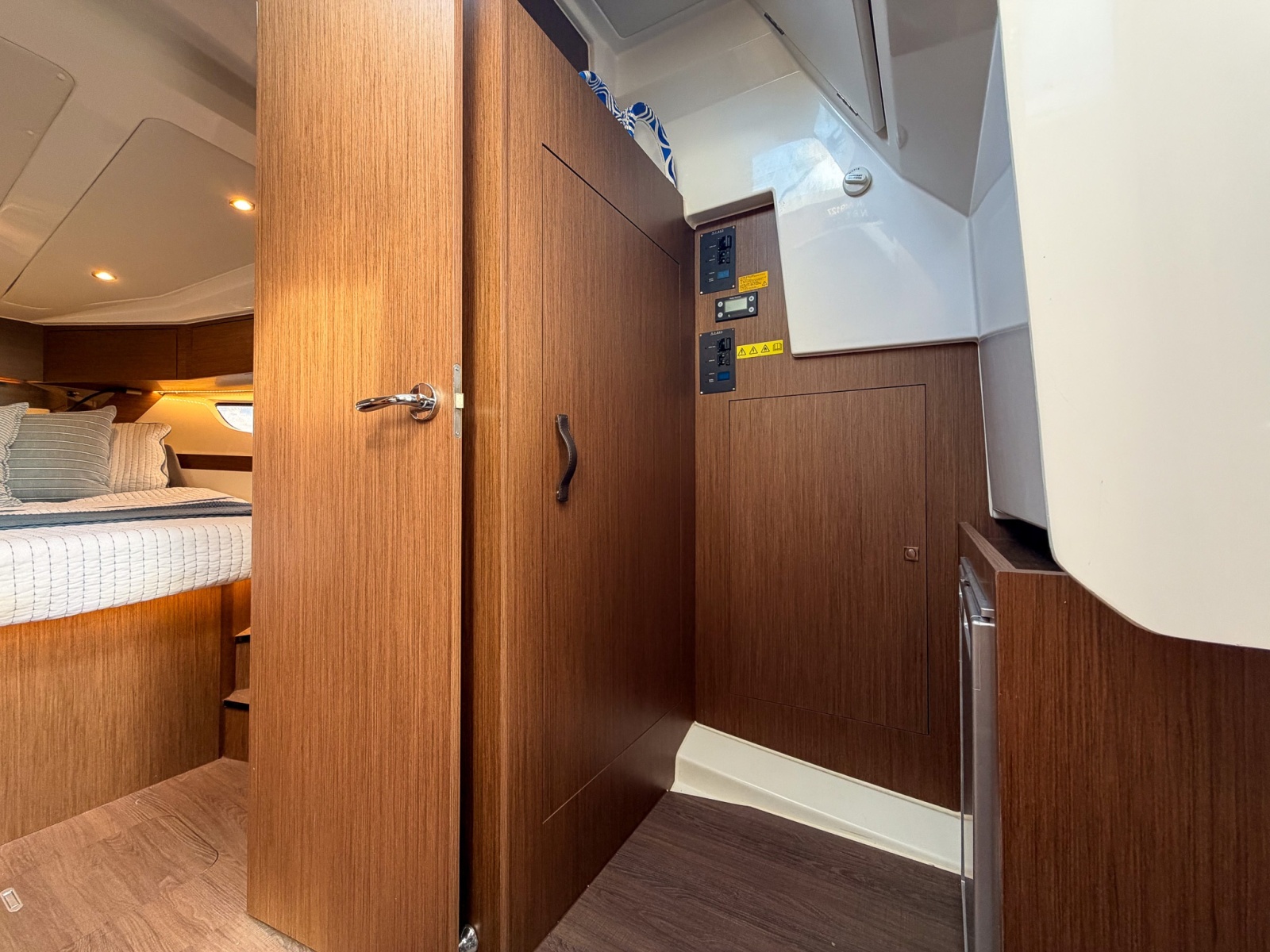 2024 Beneteau Antares 11 Coupe