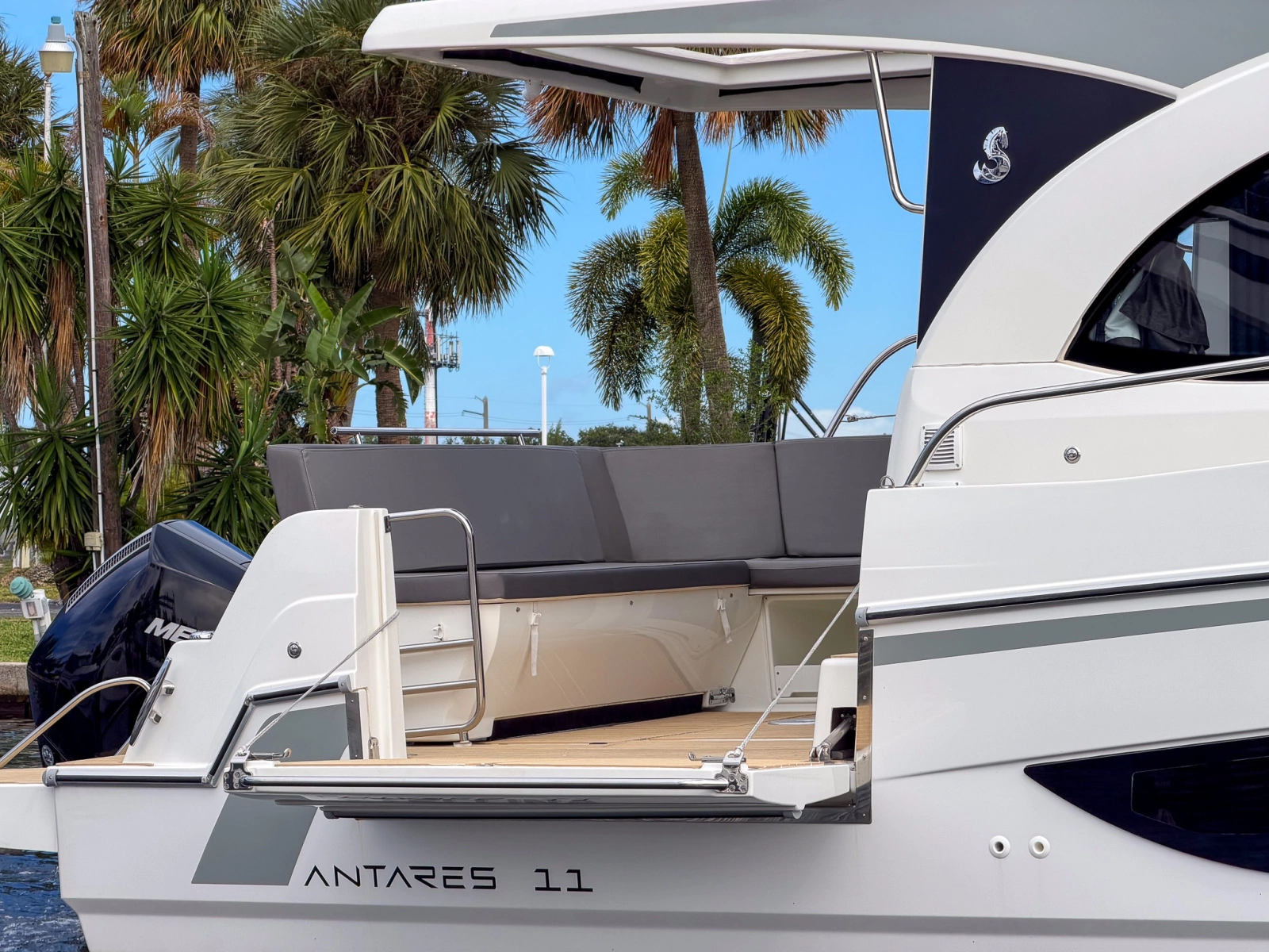 2024 Beneteau Antares 11 Coupe