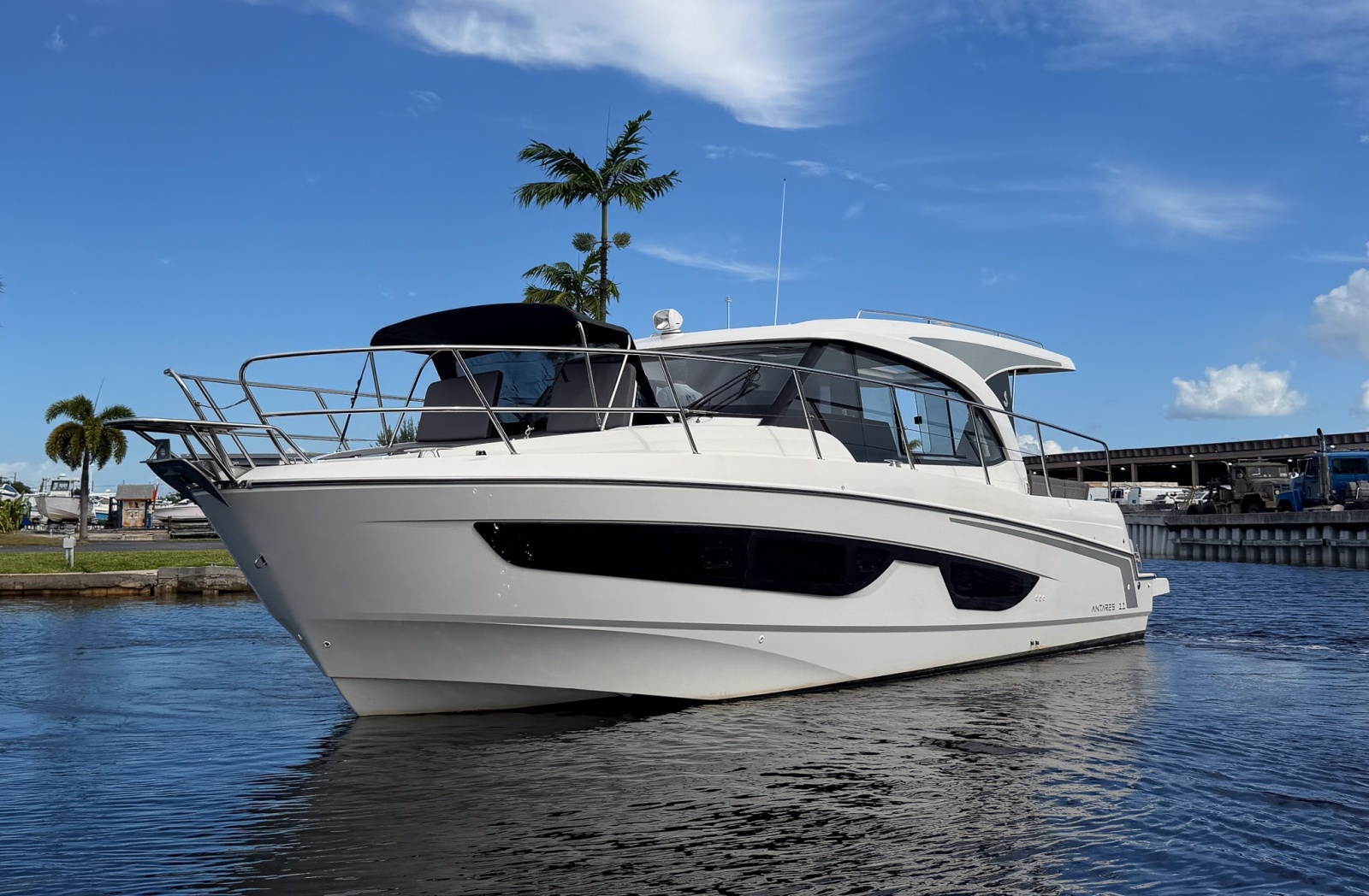 2024 Beneteau Antares 11 Coupe