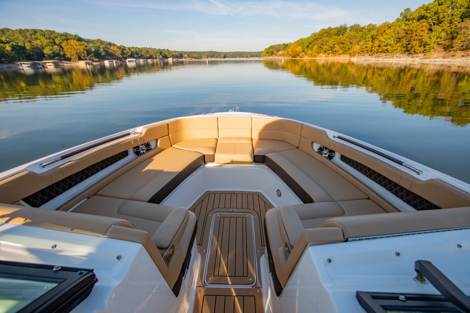 2021 Sea Ray 310 SLX Outboard