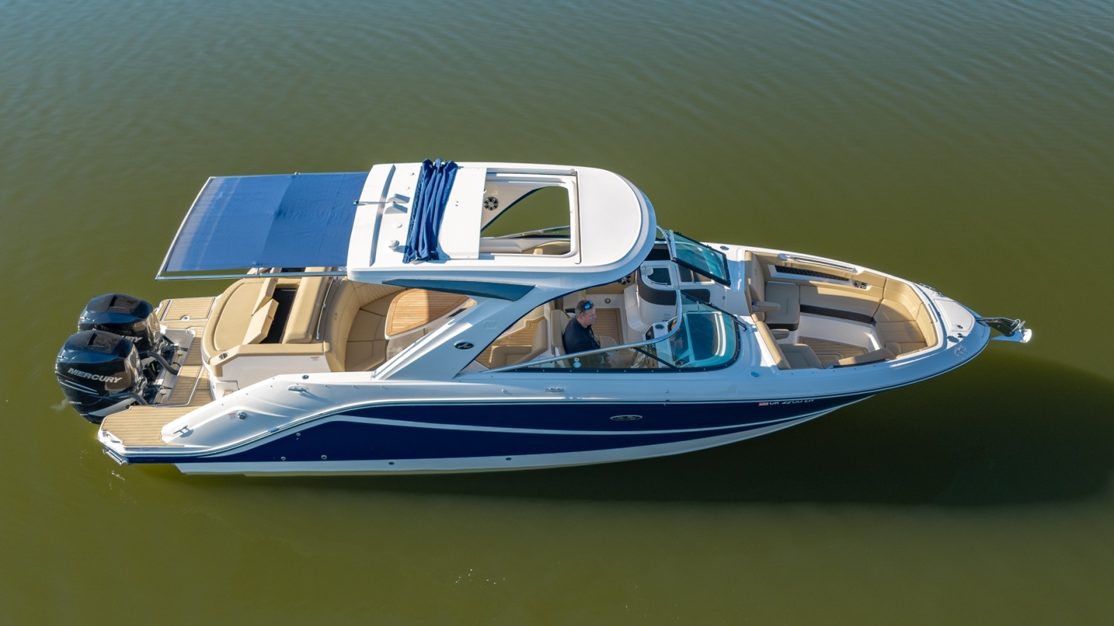 2021 Sea Ray 310 SLX Outboard