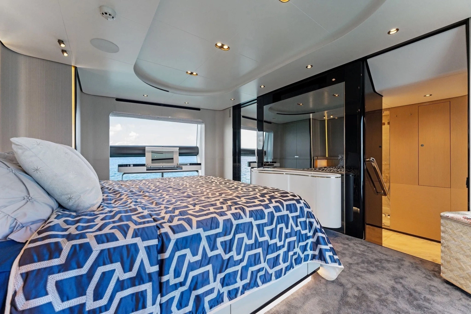 COMPASS — Stateroom