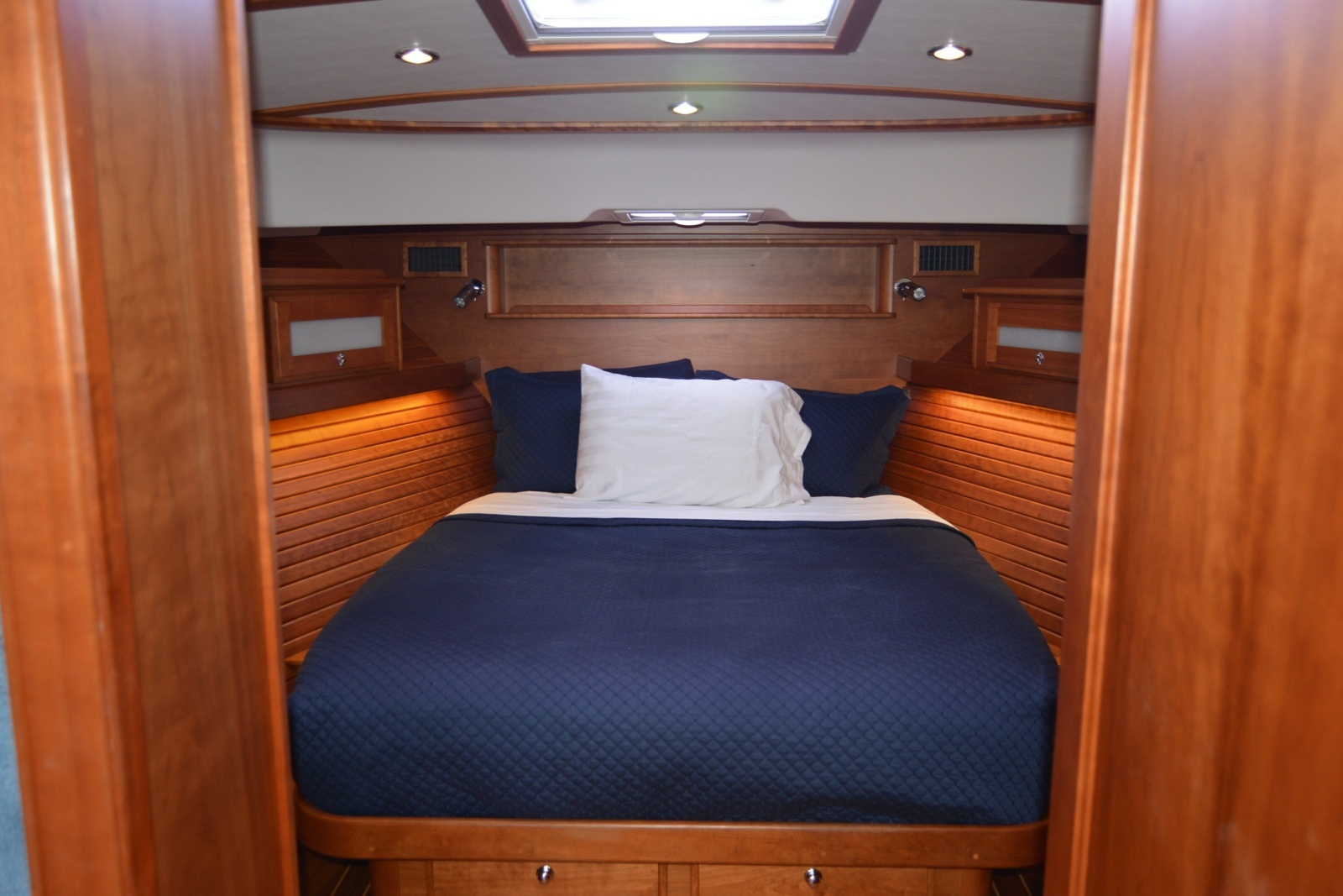 2019 Sabre 45 Salon Express