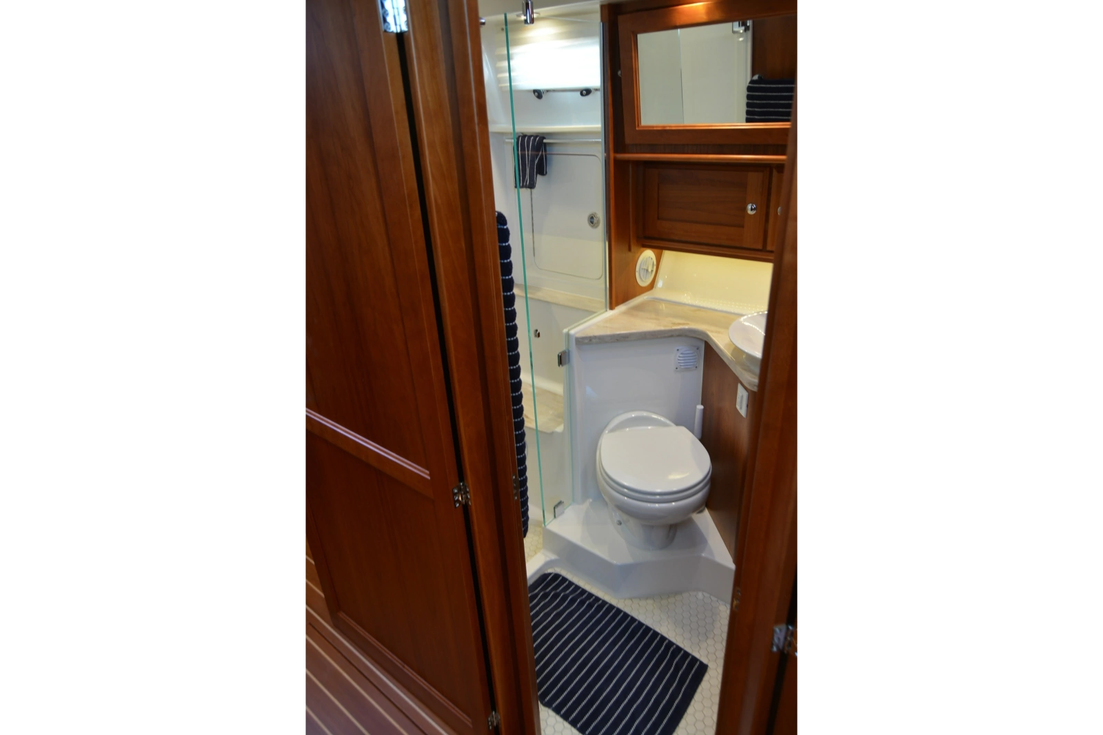 2019 Sabre 45 Salon Express