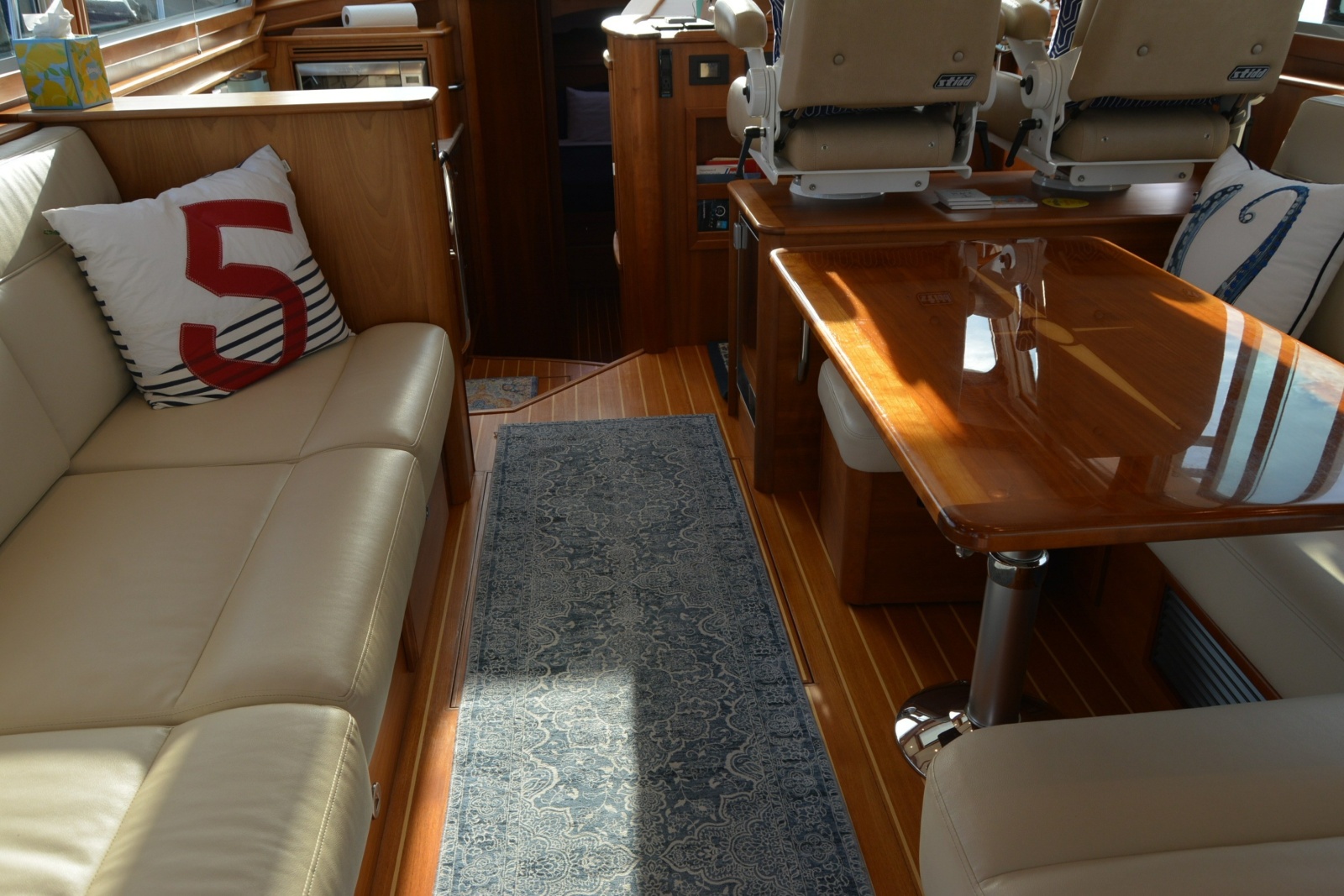 2019 Sabre 45 Salon Express