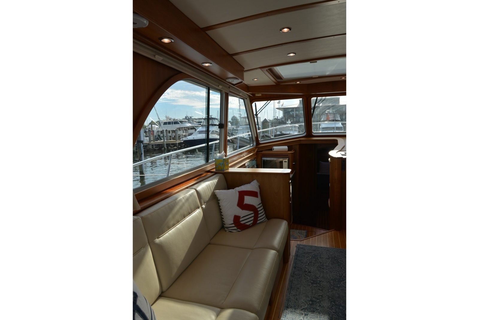 2019 Sabre 45 Salon Express