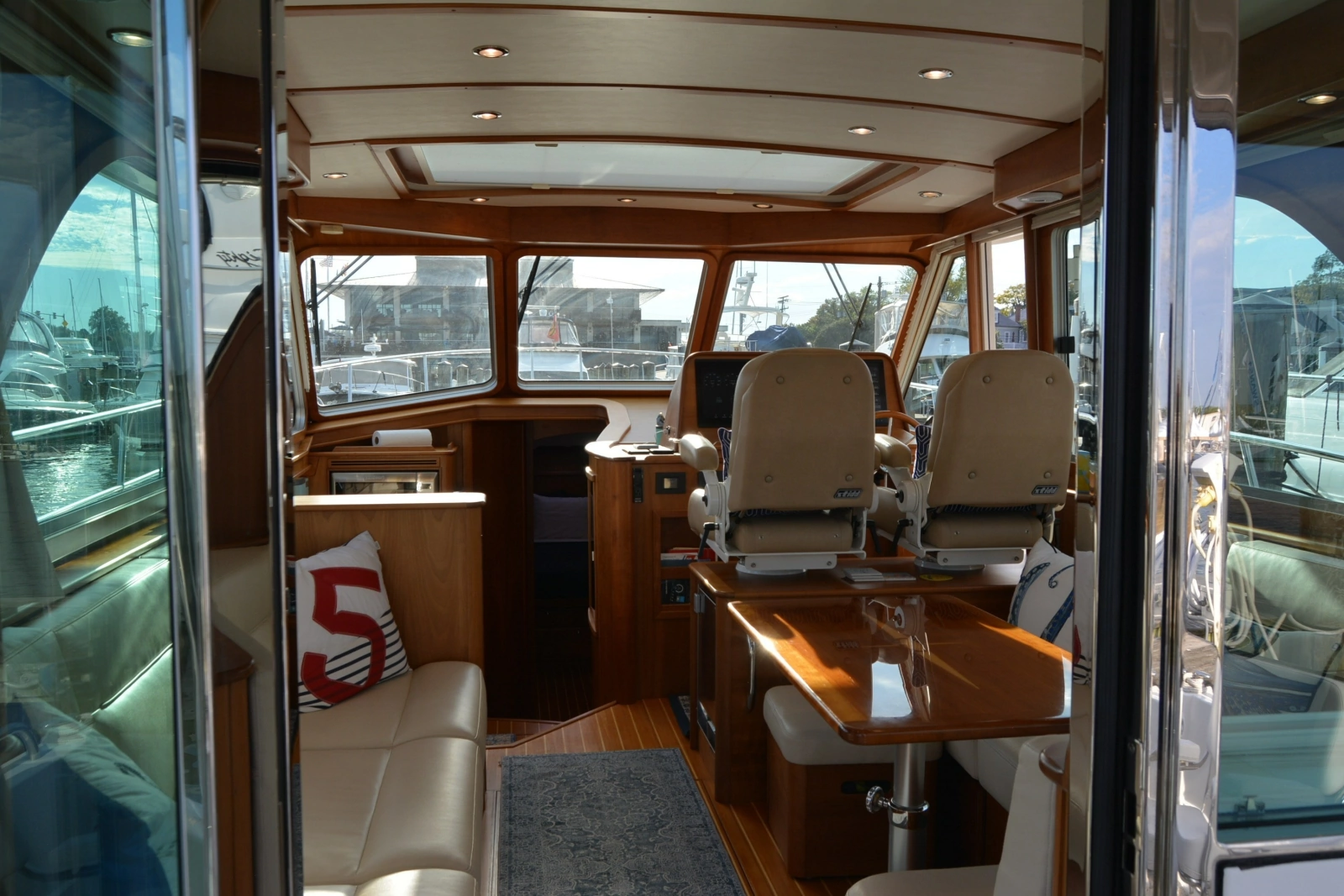 2019 Sabre 45 Salon Express