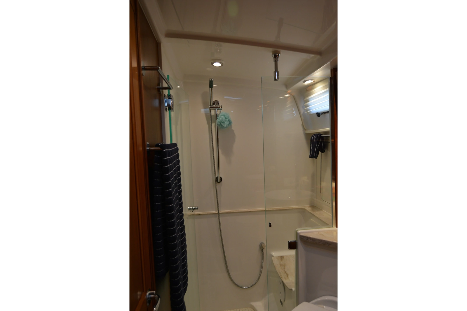 2019 Sabre 45 Salon Express
