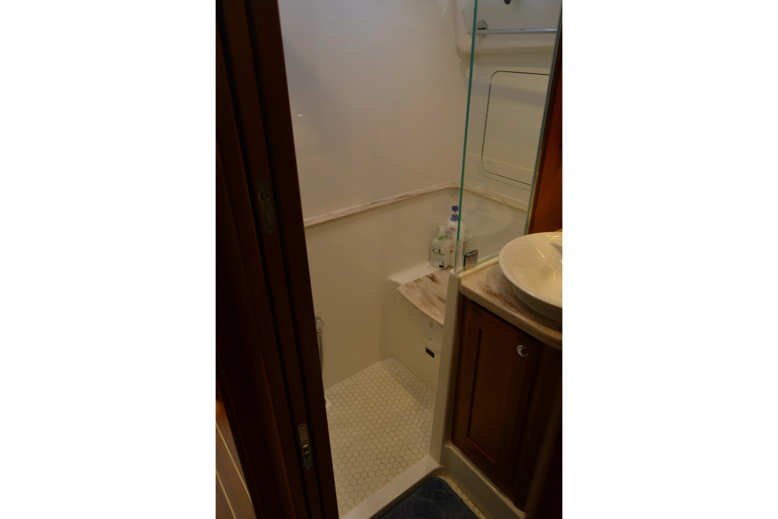 2019 Sabre 45 Salon Express