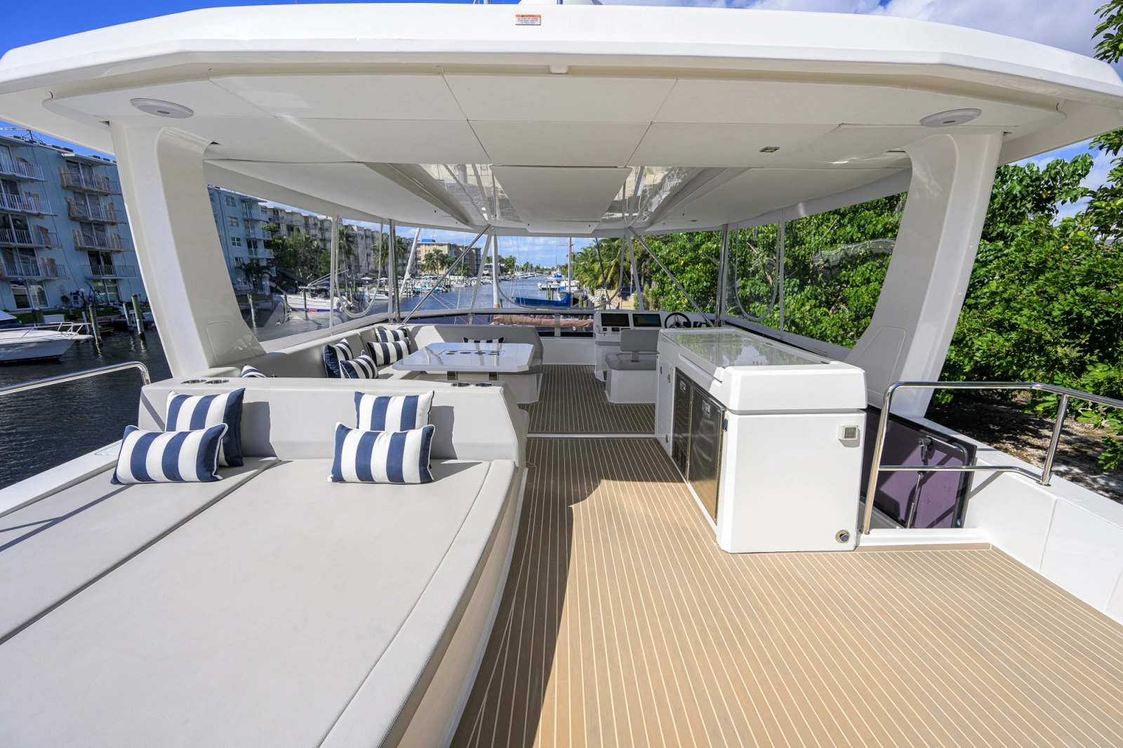 Flybridge