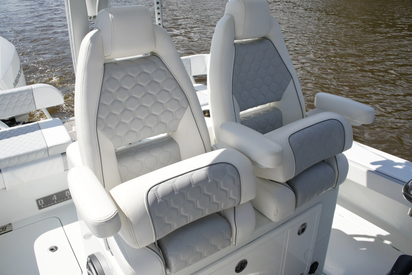 2024 Costa Custom 264 HC