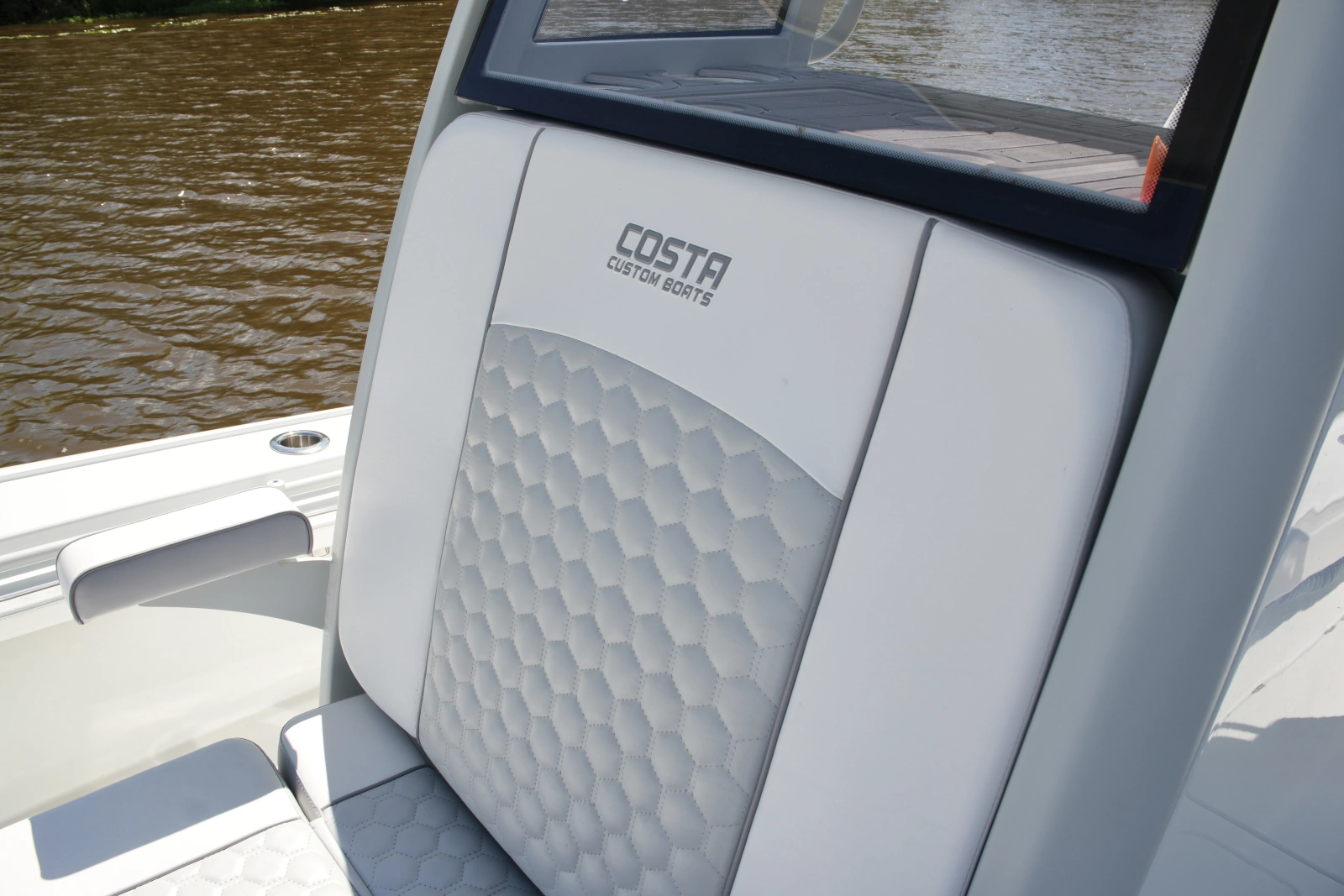 2024 Costa Custom 264 HC