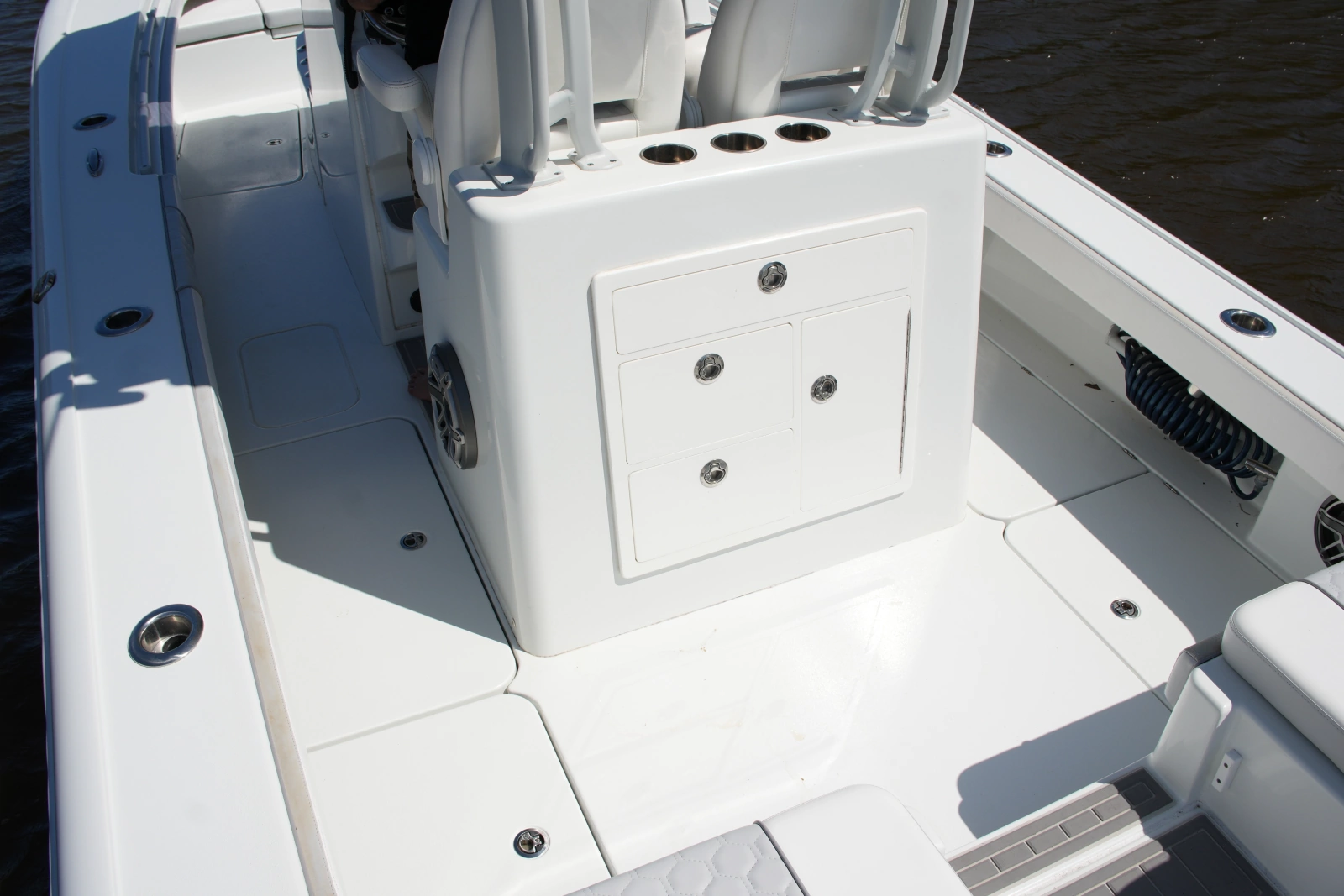 2024 Costa Custom 264 HC