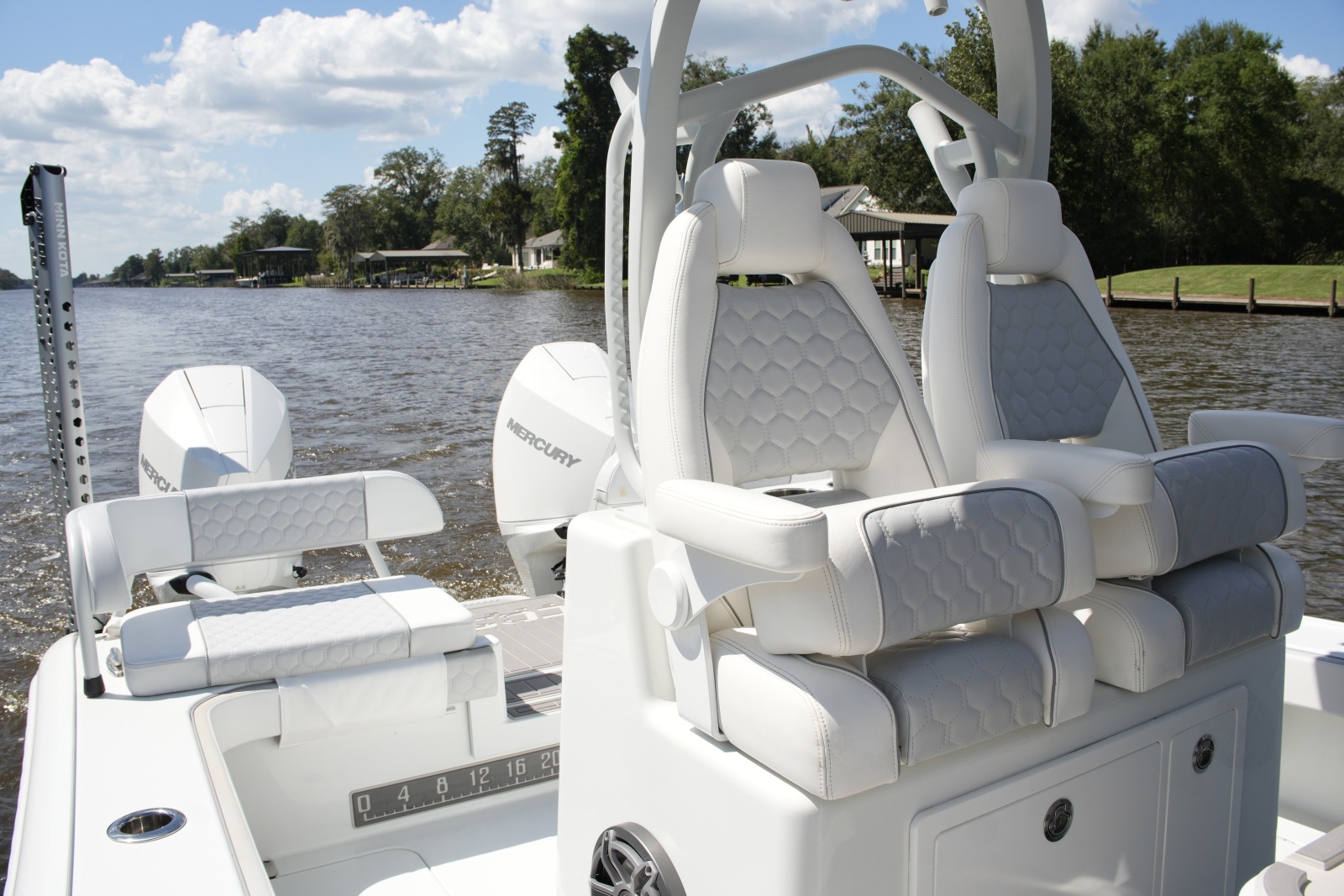 2024 Costa Custom 264 HC