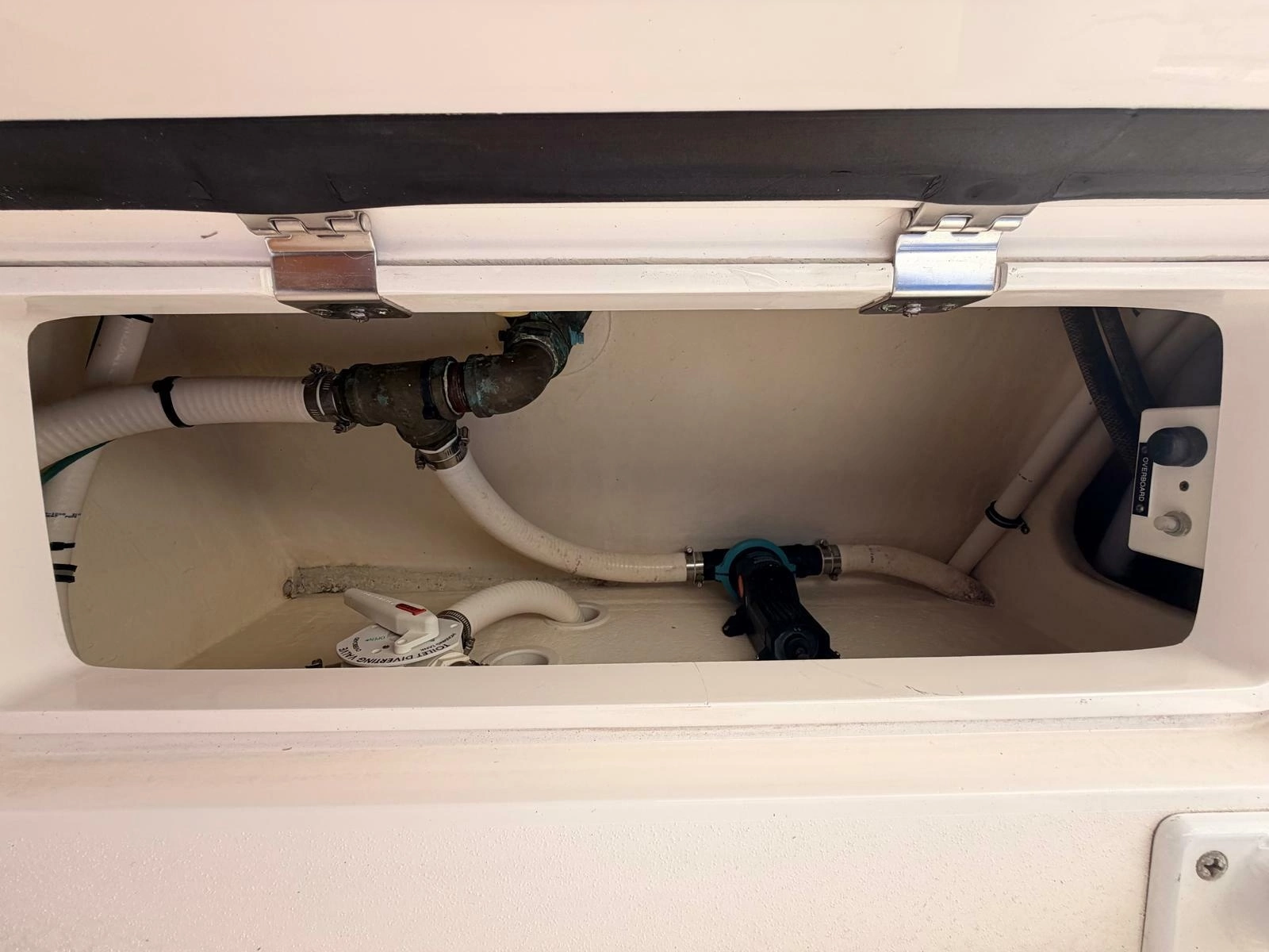 2017 Intrepid 327 Center Console for sale in Pompano Beach FL - console storage compartment with plumbing