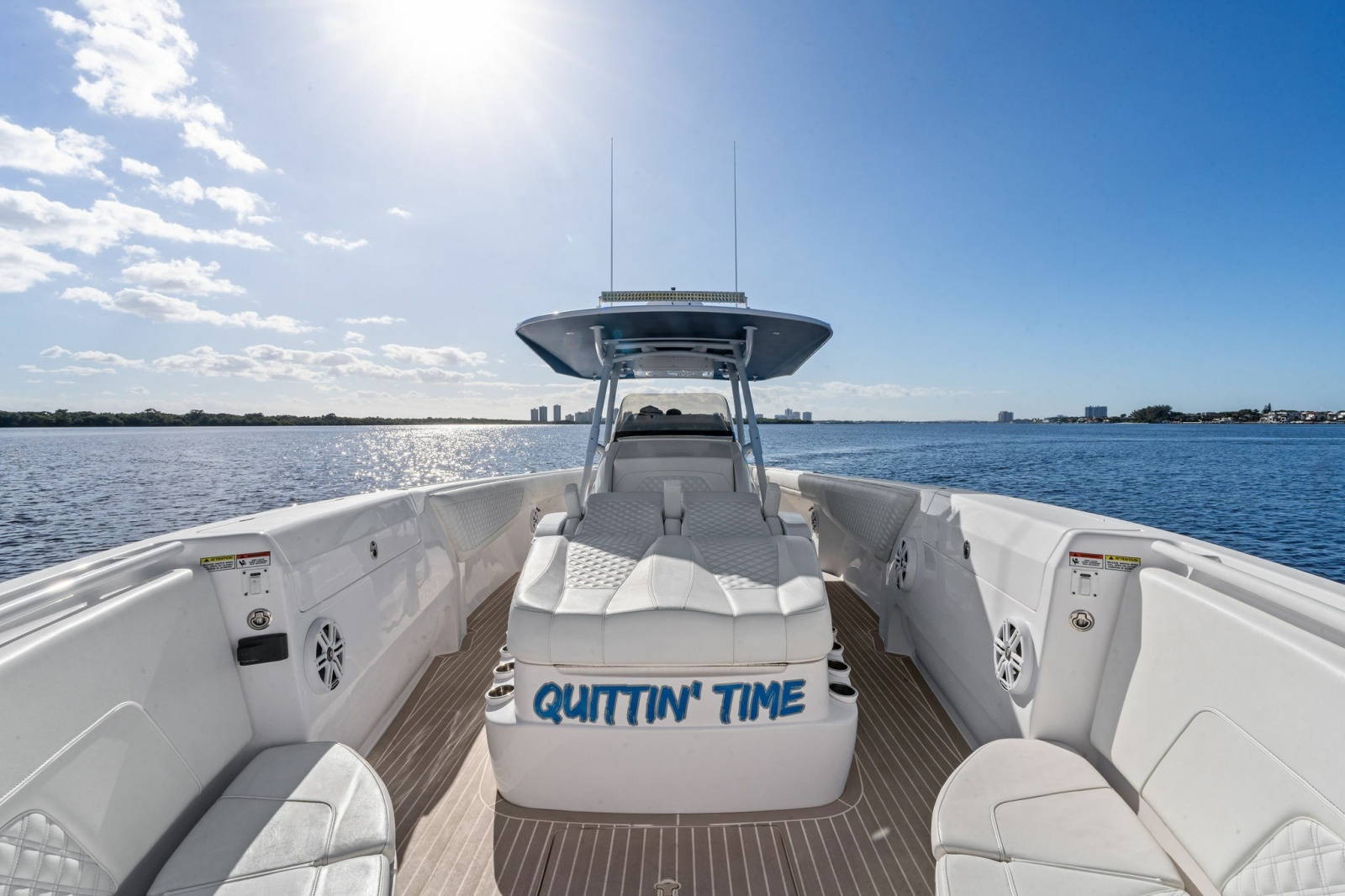 2022 Intrepid 407 Nomad FE — QUITTIN TIME