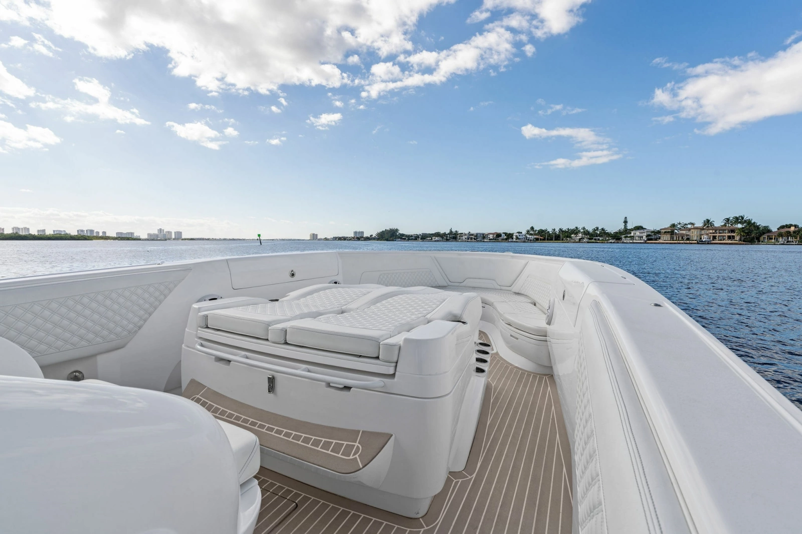 2022 Intrepid 407 Nomad FE