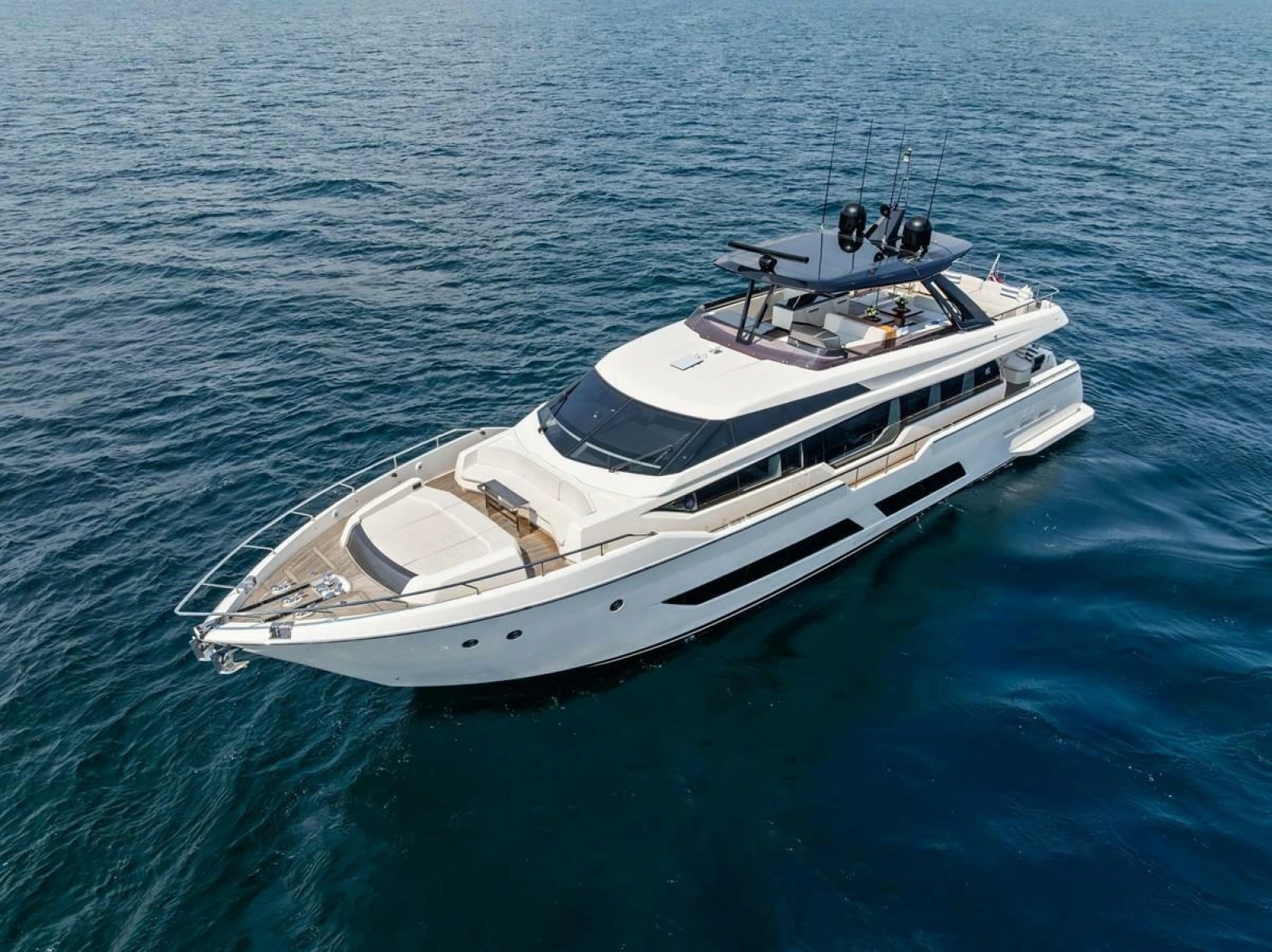 2022 Ferretti Yachts 850 Motoryacht