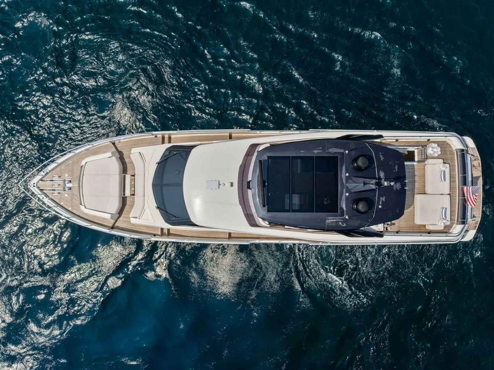 2022 Ferretti Yachts 850 Motoryacht