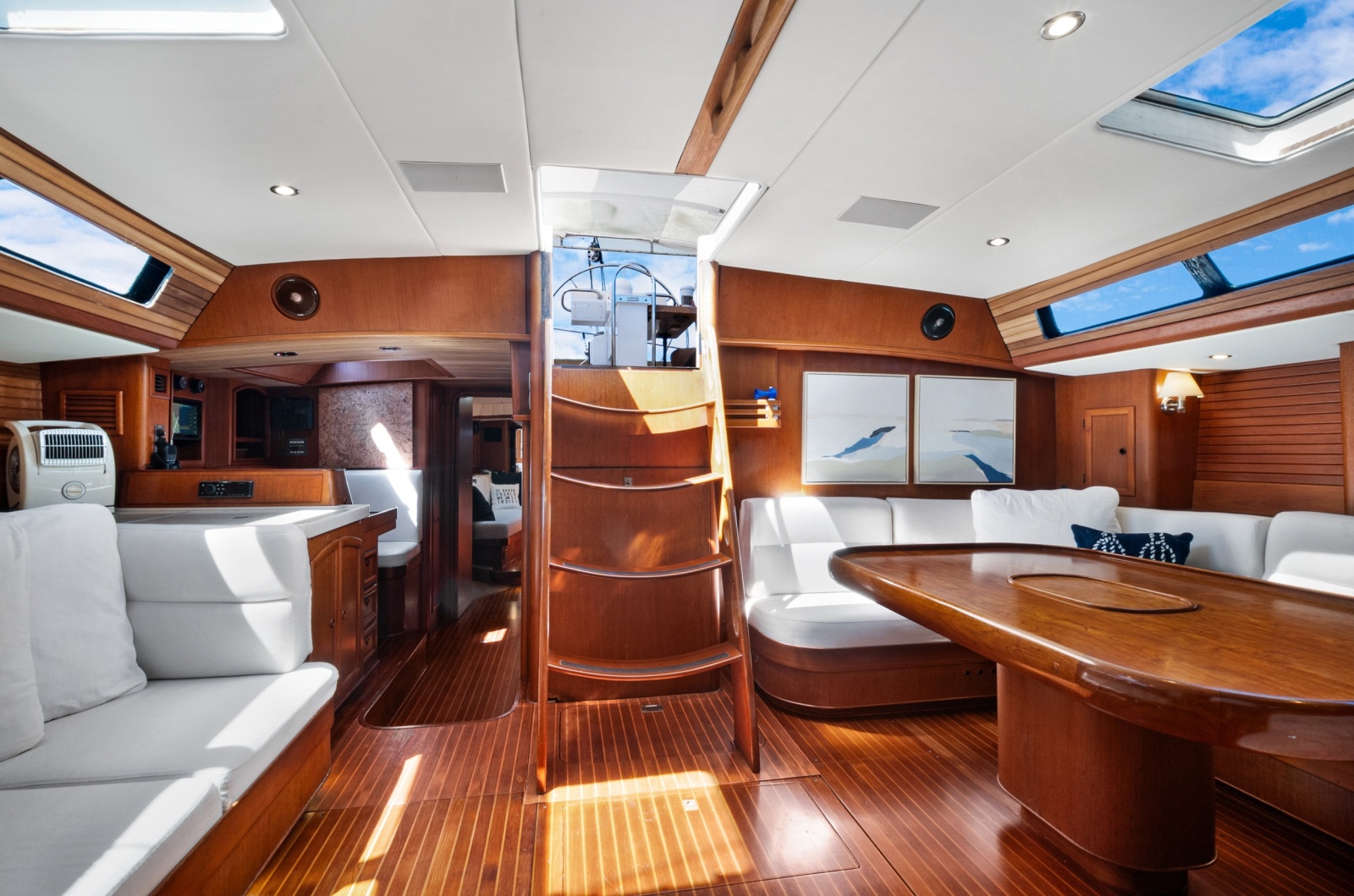 1991 Southern Wind 72