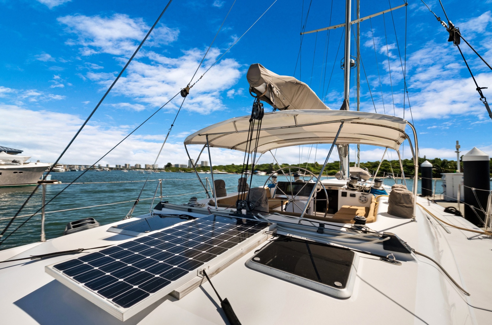 1991 Southern Wind 72