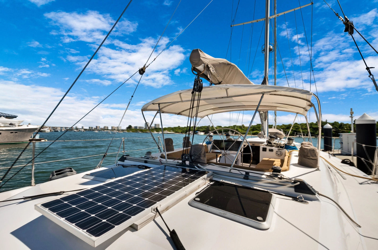 1991 Southern Wind 72