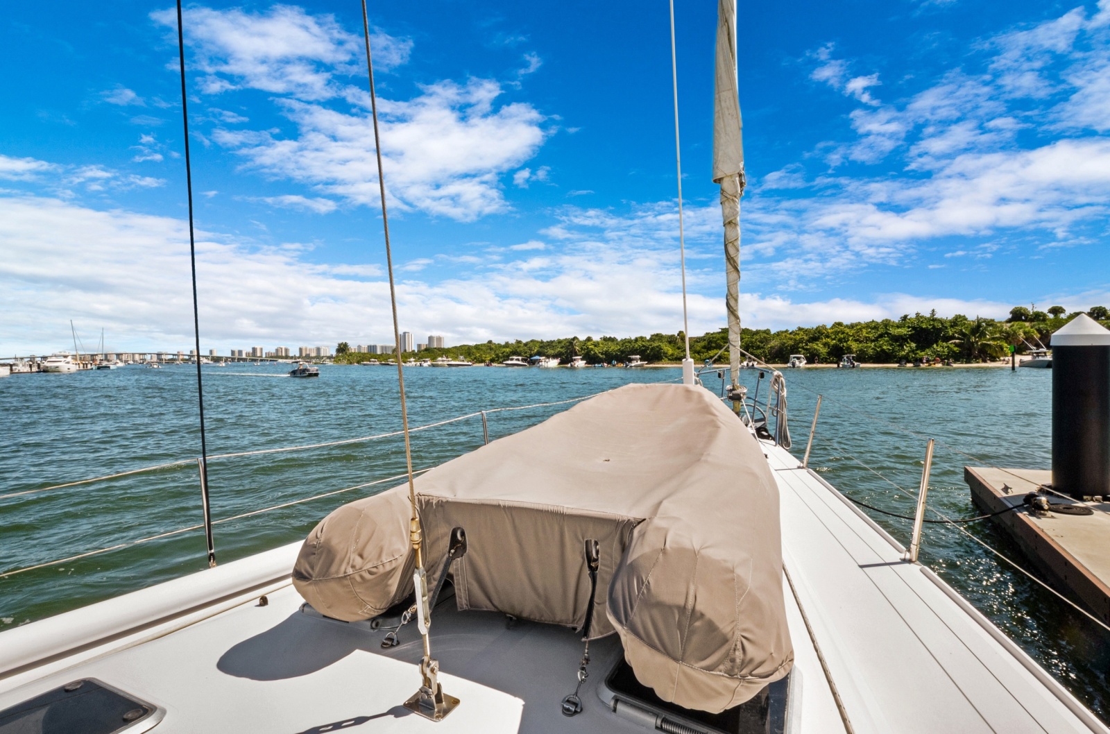 1991 Southern Wind 72
