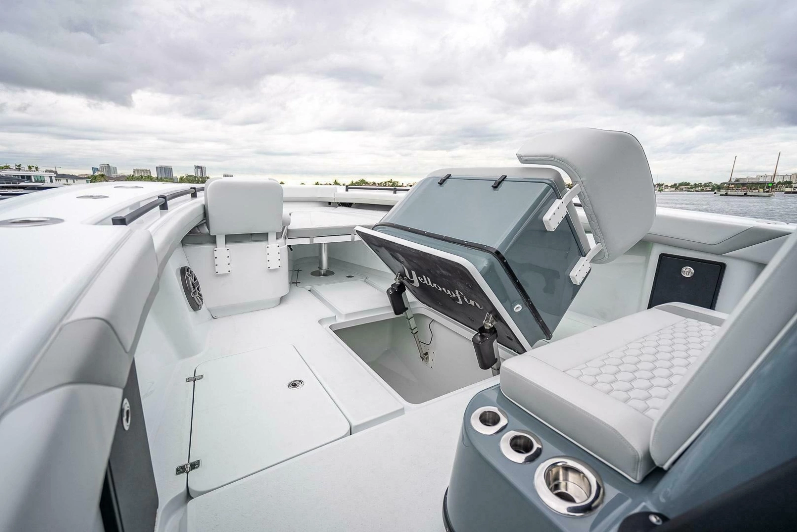 2024 Yellowfin 39 Offshore