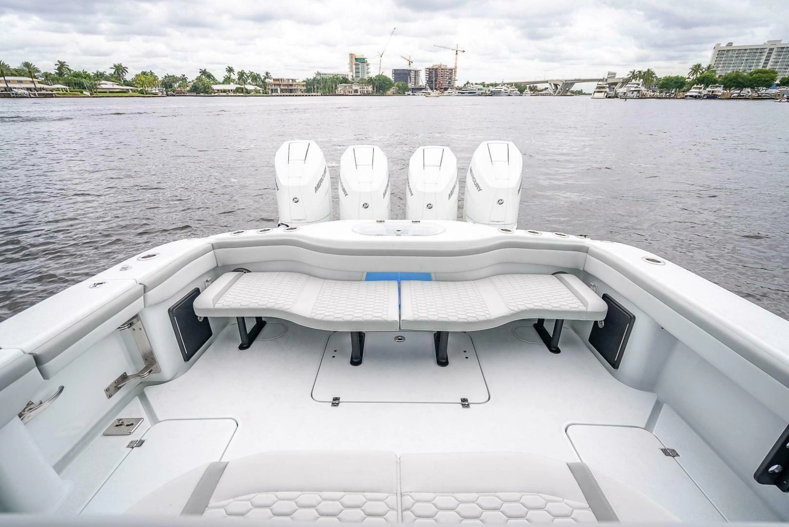 2024 Yellowfin 39 Offshore