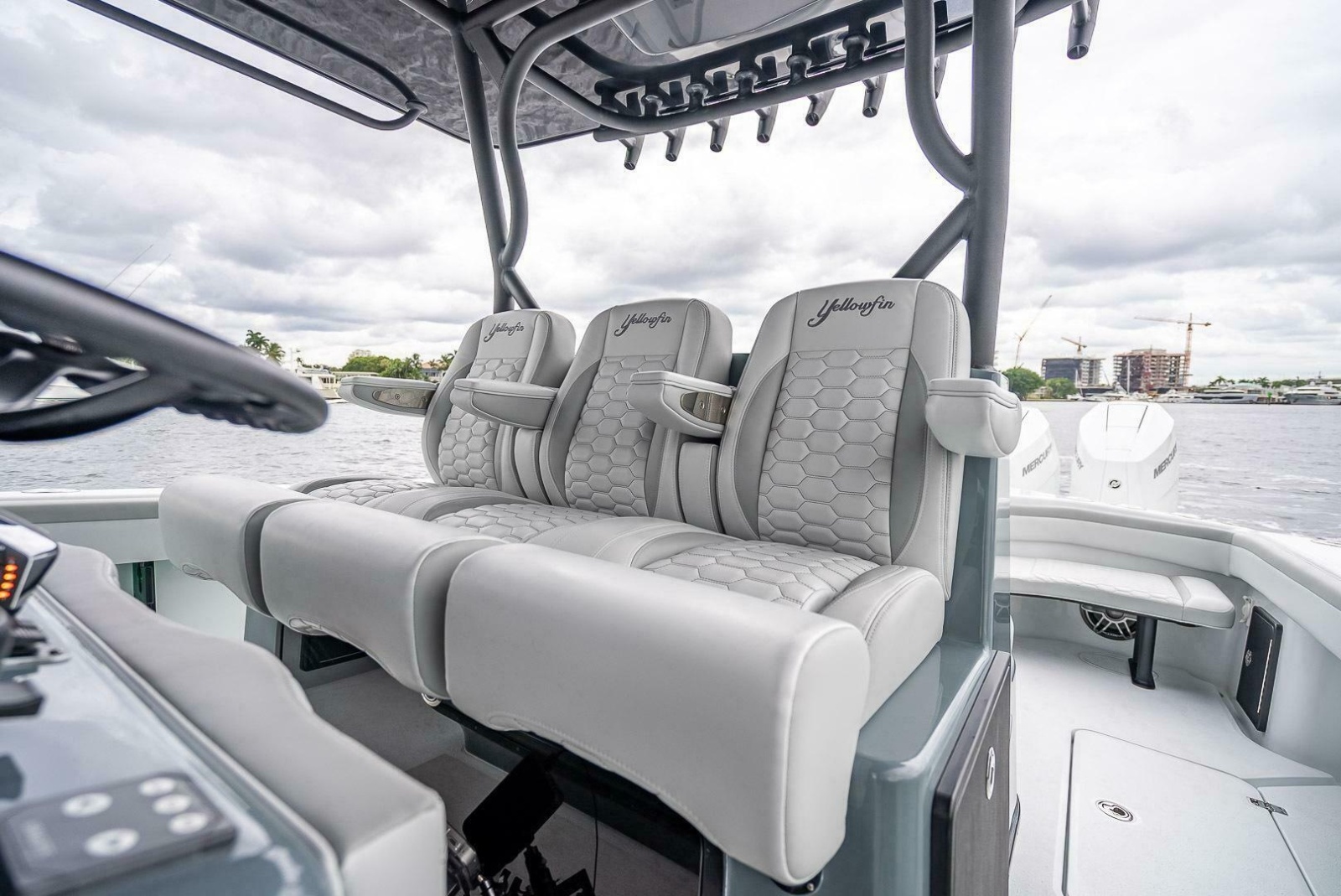 2024 Yellowfin 39 Offshore